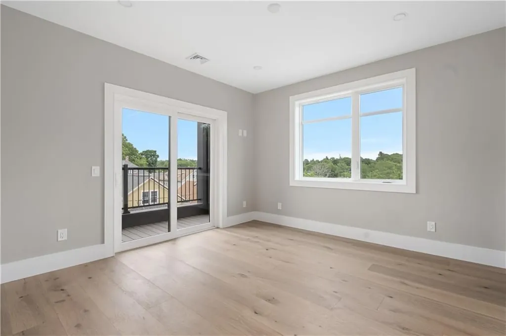 43 12th Street Providence RI 02906