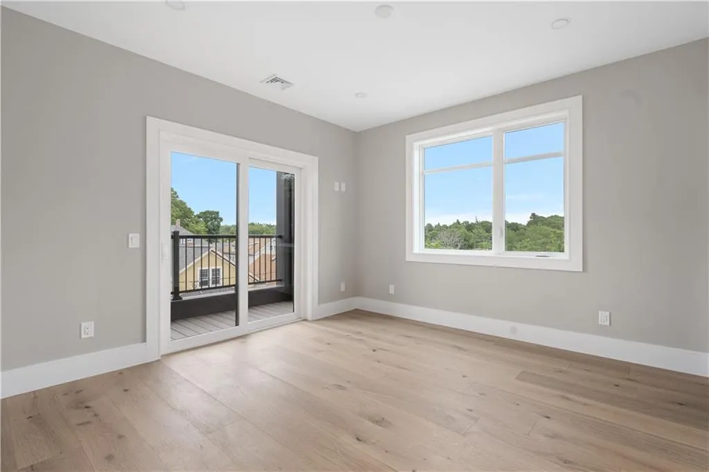 43 12th Street Providence RI 02906