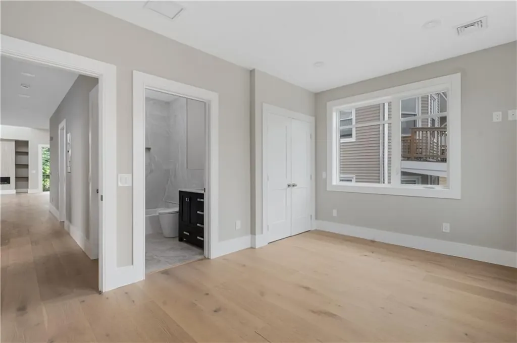 43 12th Street Providence RI 02906