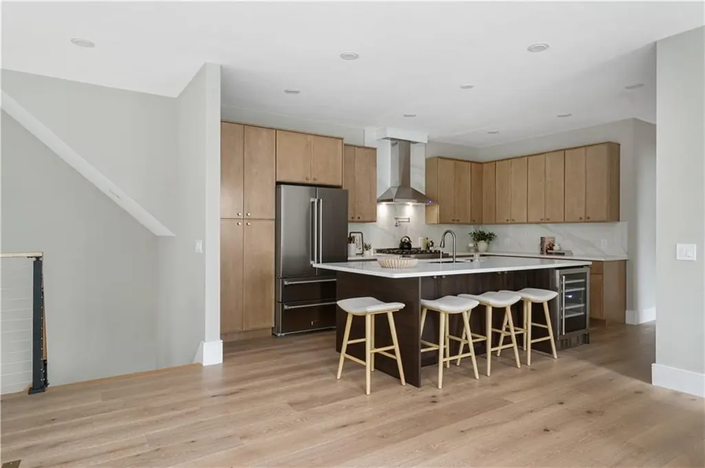 43 12th Street Providence RI 02906