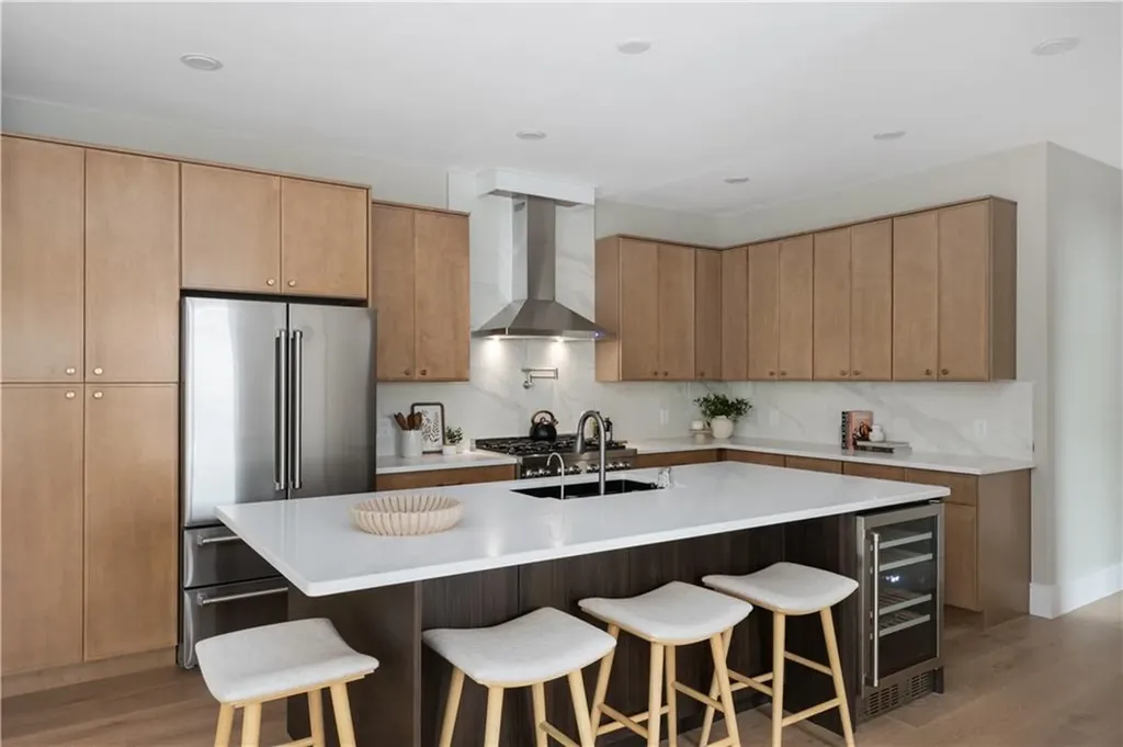 43 12th Street Providence RI 02906