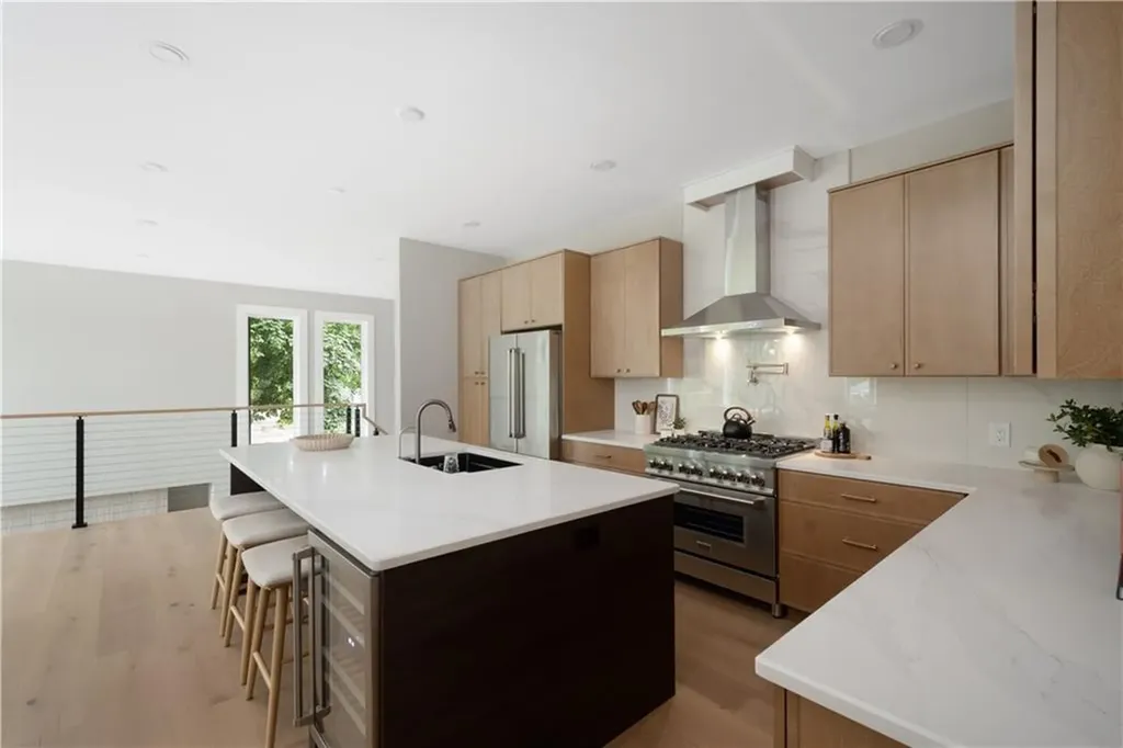 43 12th Street Providence RI 02906