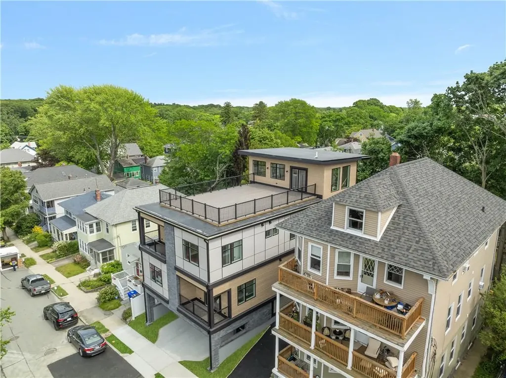 43 12th Street Providence RI 02906