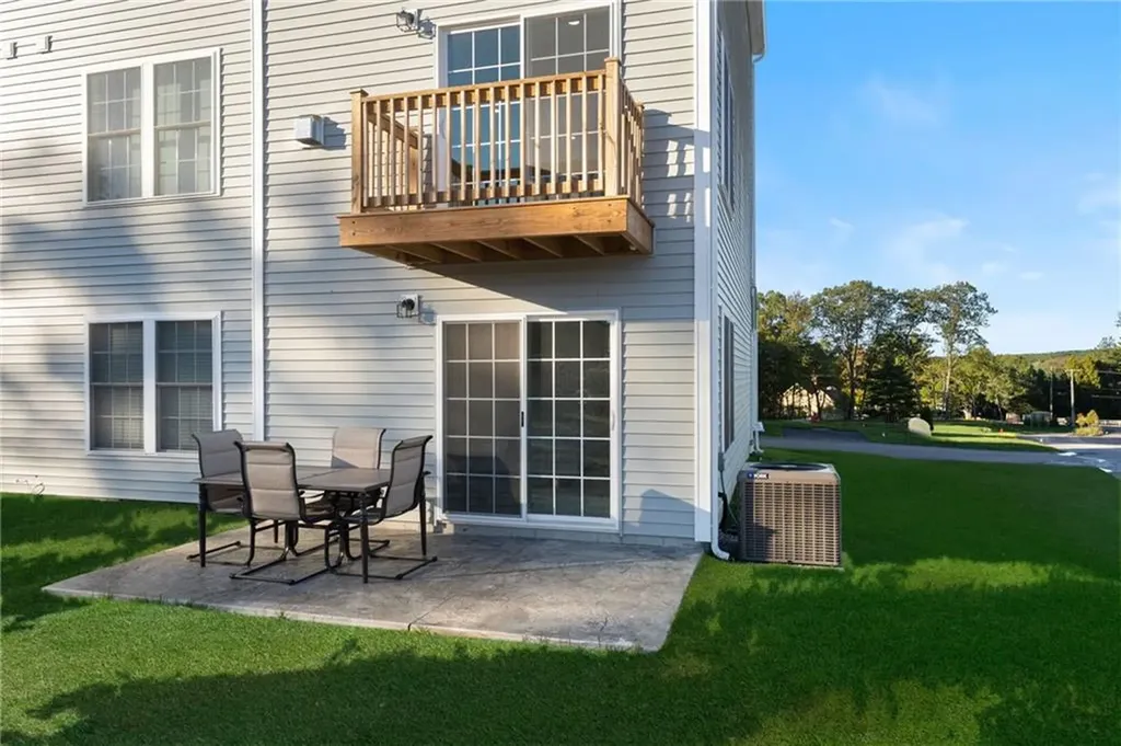 1 Old County Village Way Smithfield RI 02917