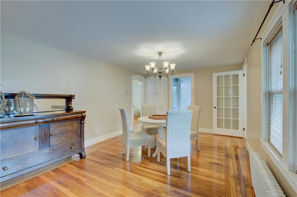 16 Evergreen Street Barrington RI 02806