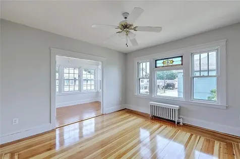 181 183 Saratoga Avenue Pawtucket RI 02861