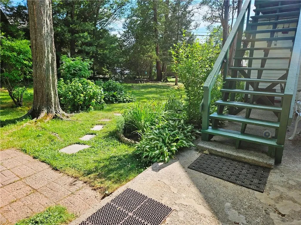 55 Lexington Avenue North Providence RI 02904