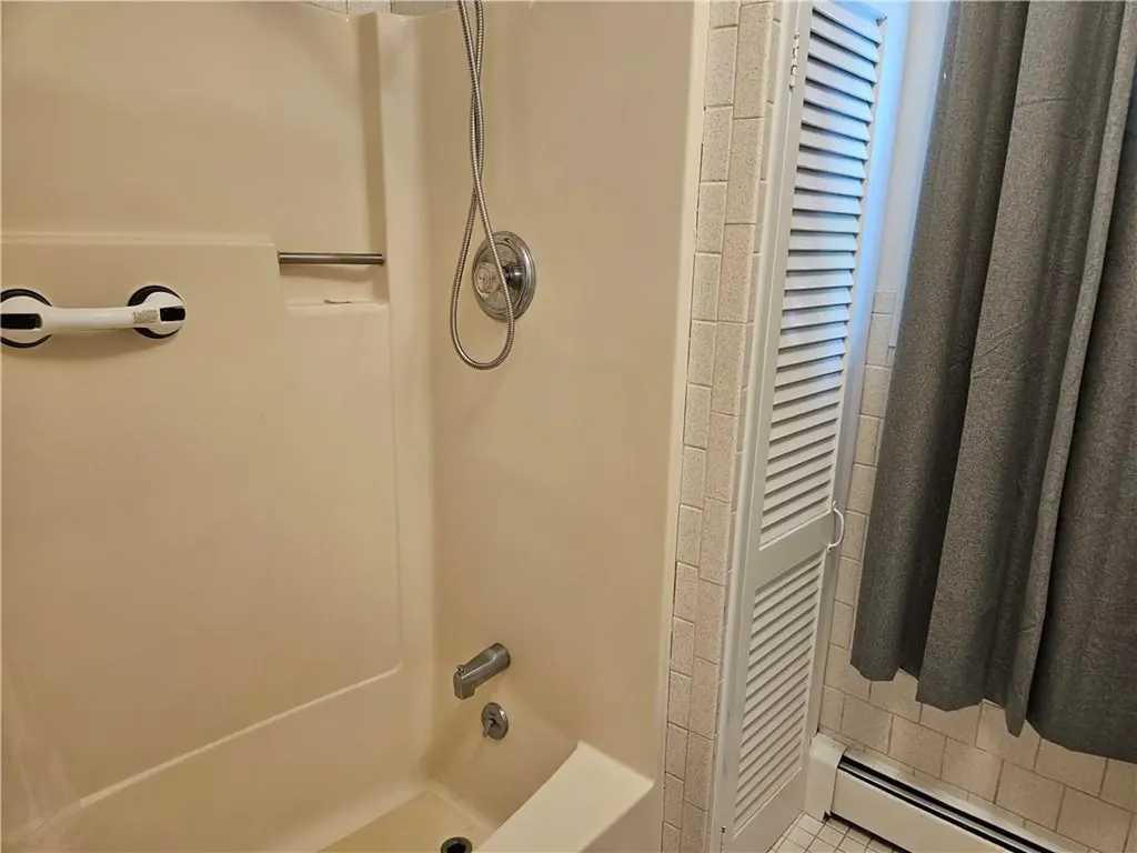 55 Lexington Avenue North Providence RI 02904