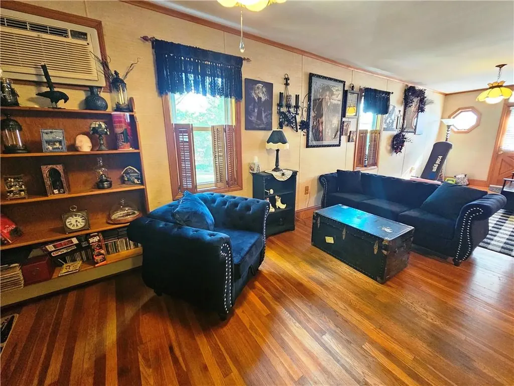 55 Lexington Avenue North Providence RI 02904