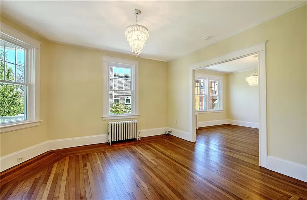 67 69 E Manning Street Providence RI 02906