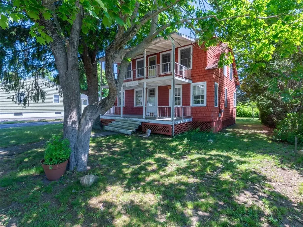 49 Benson Avenue Westerly RI 02891