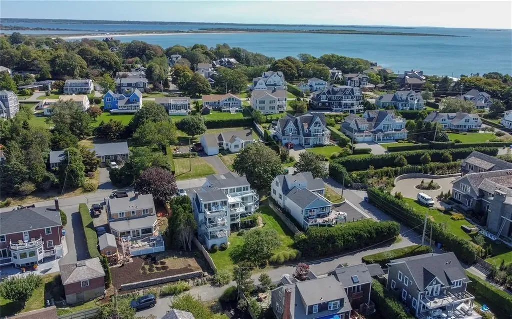 249 Tuckerman Avenue Middletown RI 02842