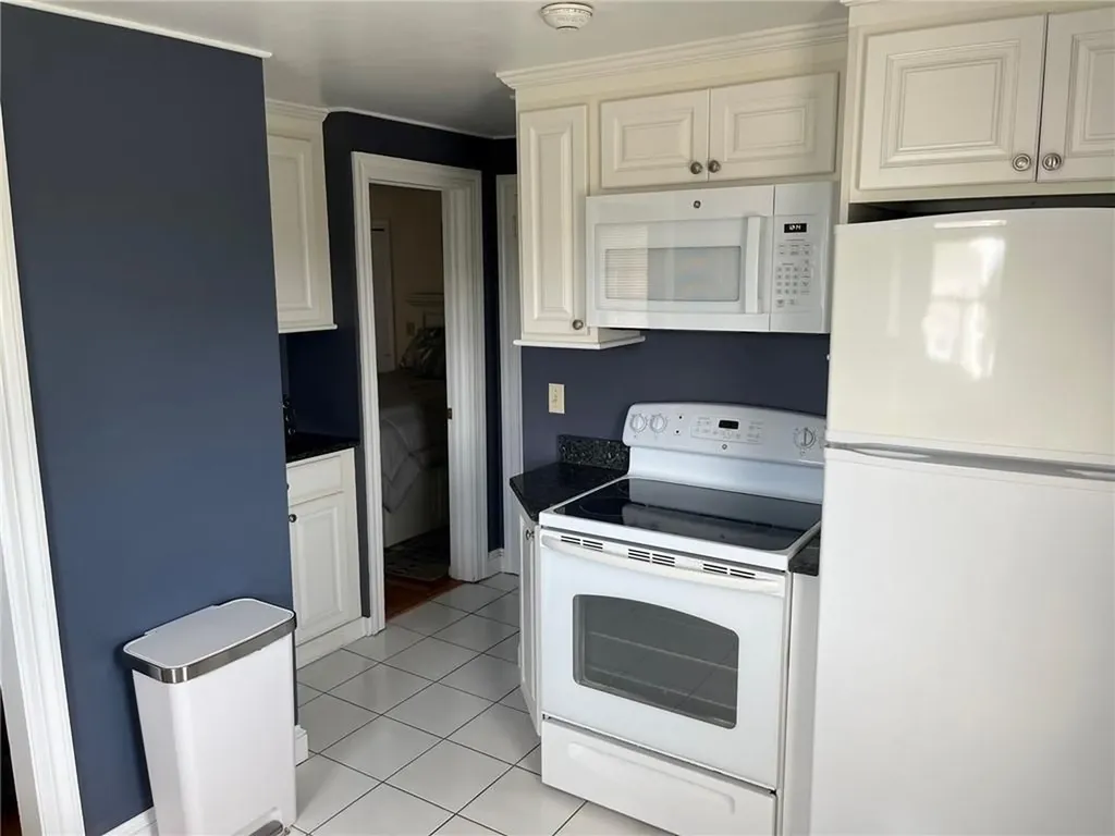 249 Tuckerman Avenue Middletown RI 02842