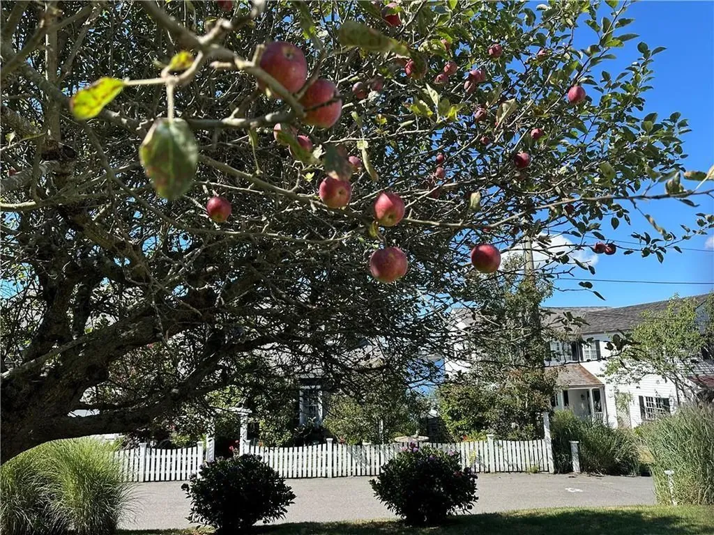 249 Tuckerman Avenue Middletown RI 02842