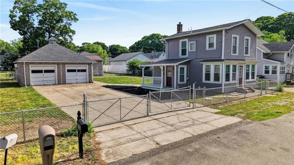 167 Northup Street Warwick RI 02889