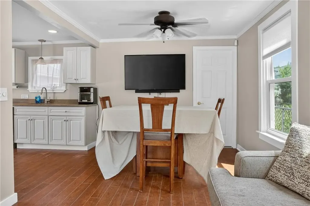 167 Northup Street Warwick RI 02889