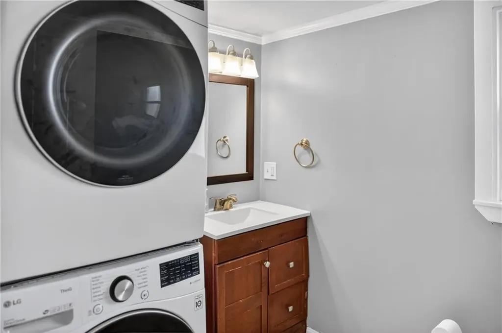 167 Northup Street Warwick RI 02889