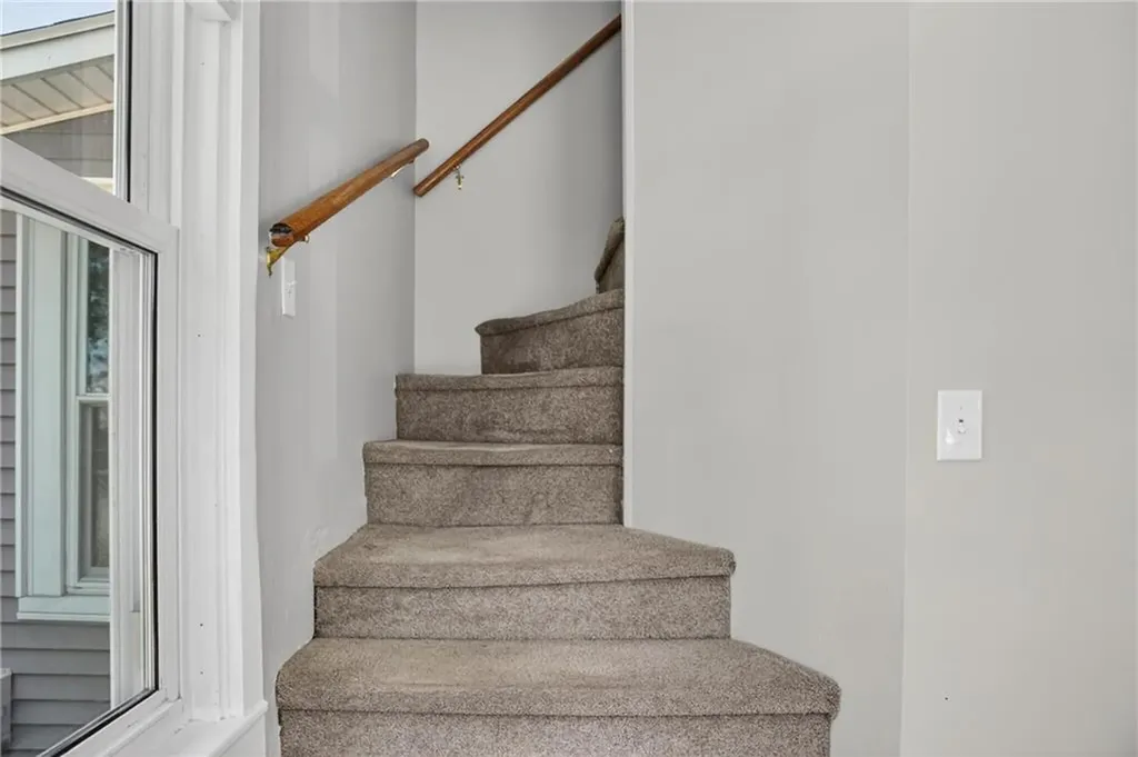 167 Northup Street Warwick RI 02889