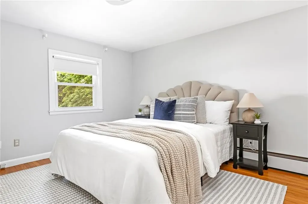 56 Middle Highway Barrington RI 02806