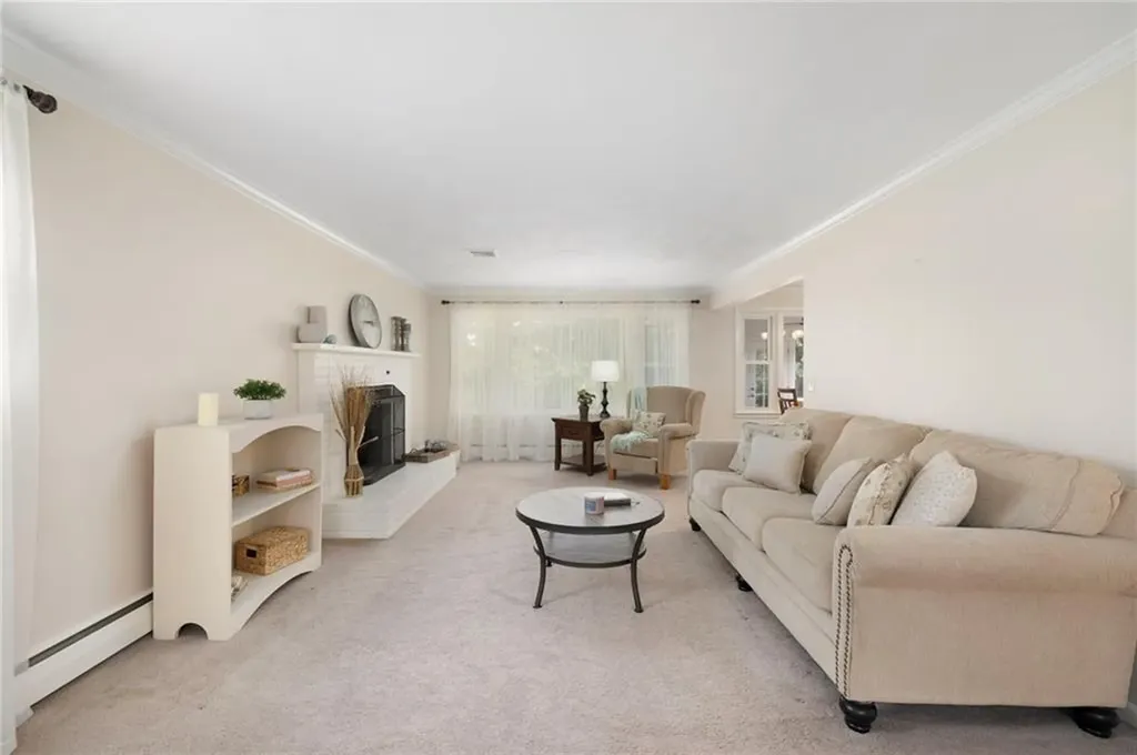 103 Birchwood Drive North Kingstown RI 02852