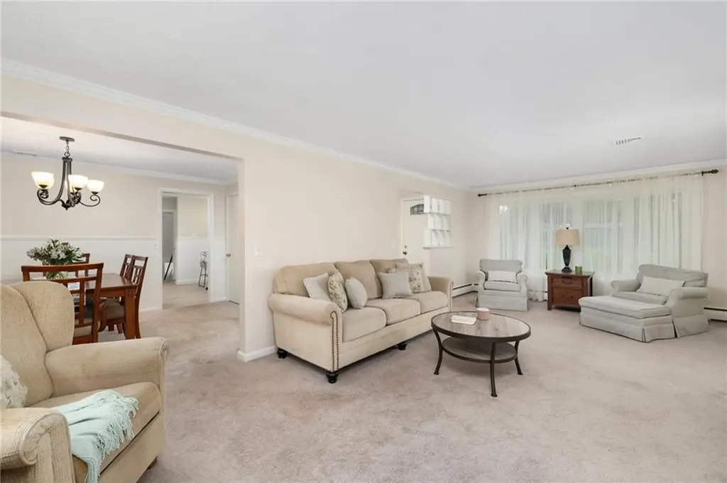 103 Birchwood Drive North Kingstown RI 02852