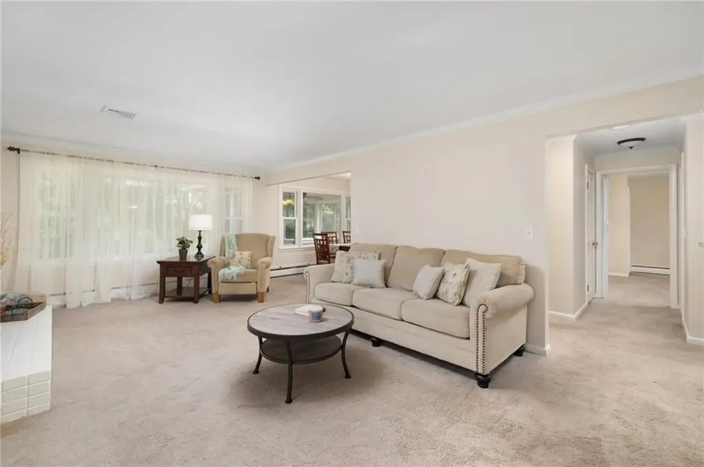103 Birchwood Drive North Kingstown RI 02852