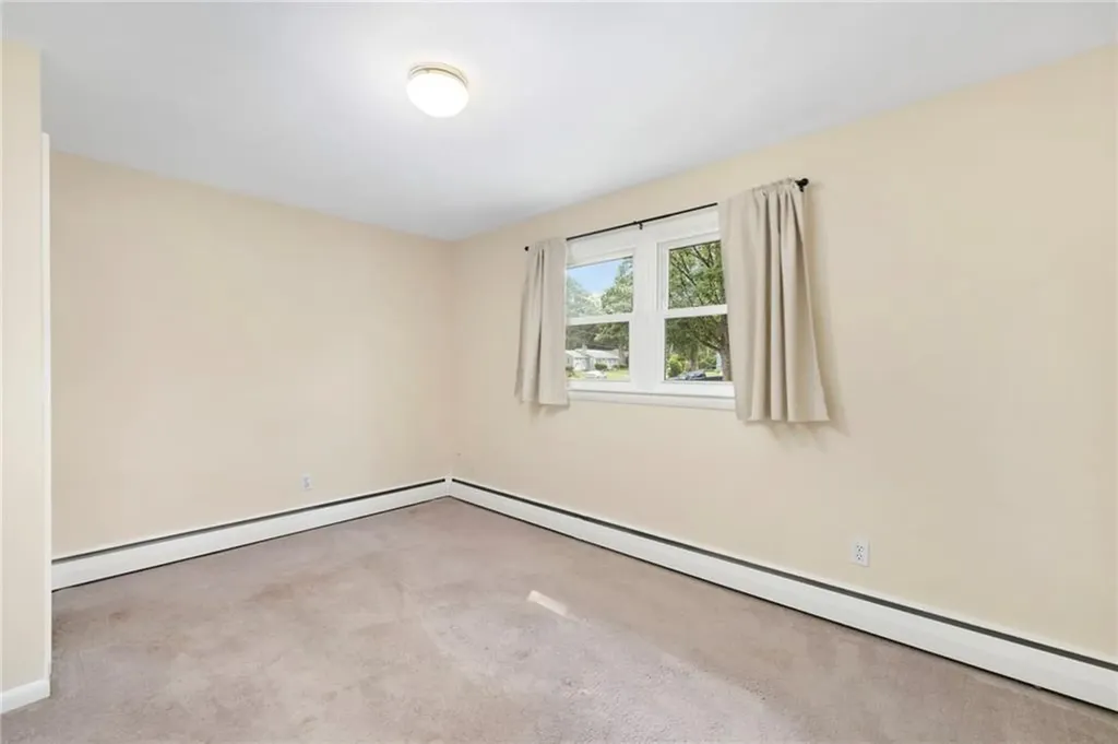 103 Birchwood Drive North Kingstown RI 02852