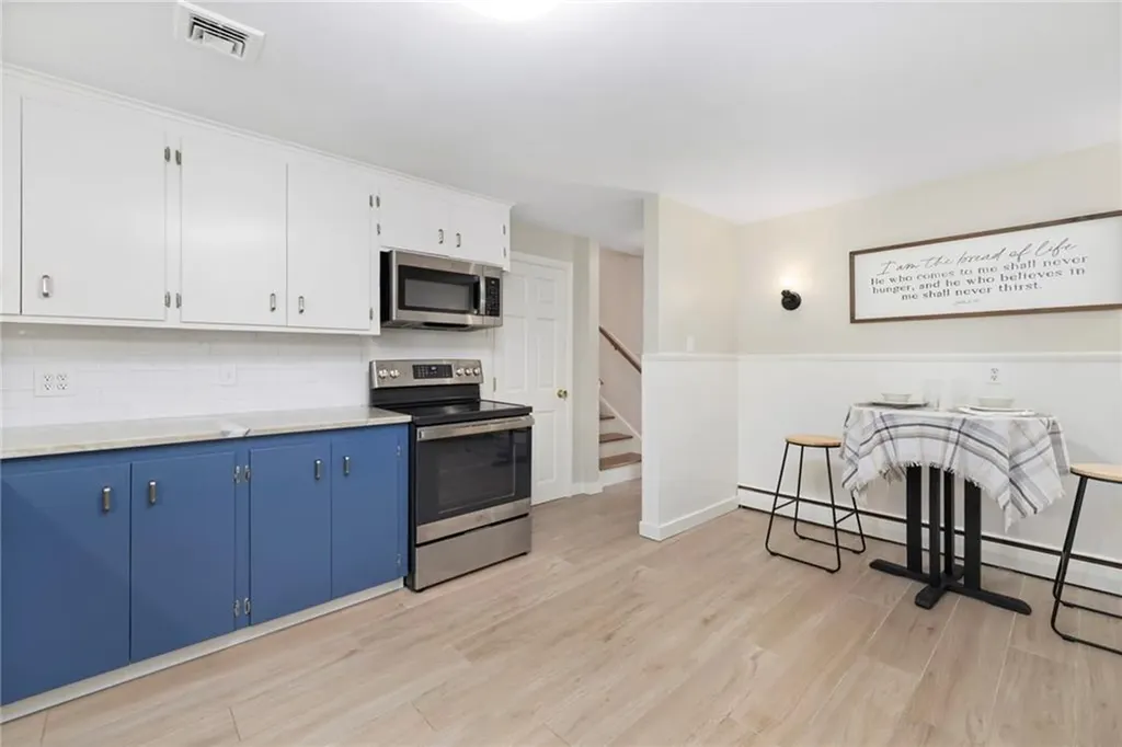 103 Birchwood Drive North Kingstown RI 02852