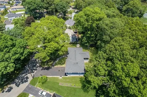 103 Birchwood Drive North Kingstown RI 02852
