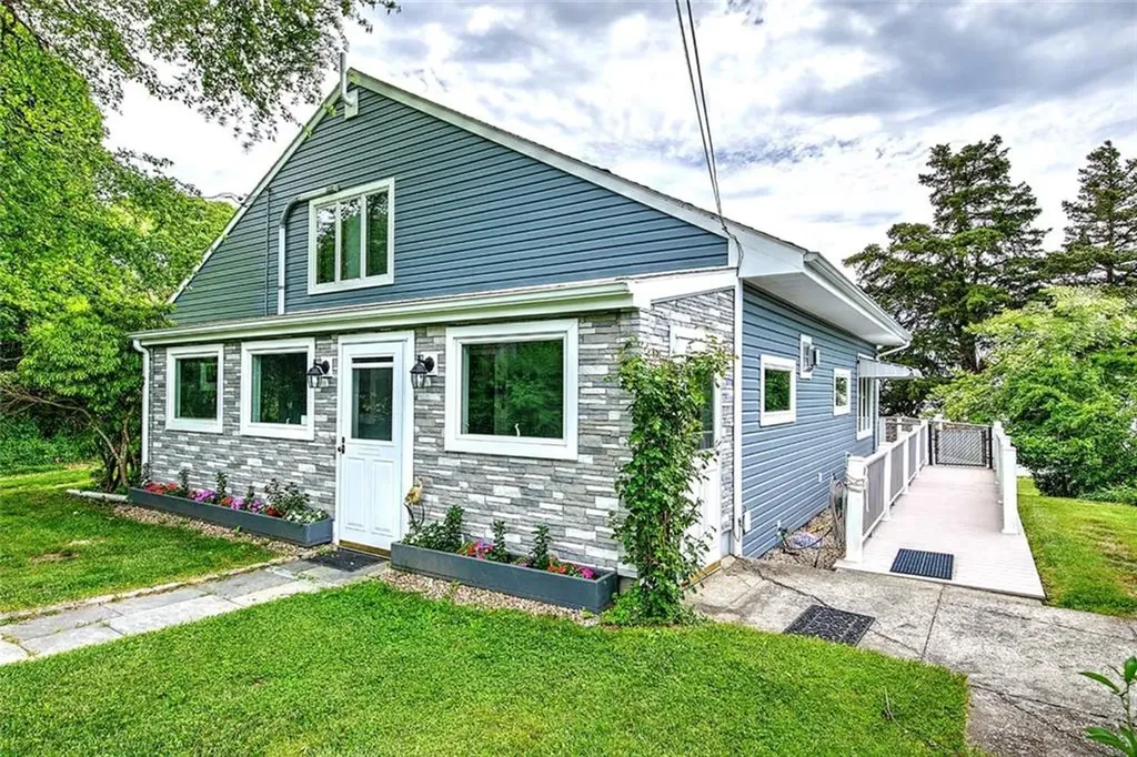 1680 H Drift Road Westport MA 02790