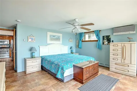 1680 H Drift Road Westport MA 02790
