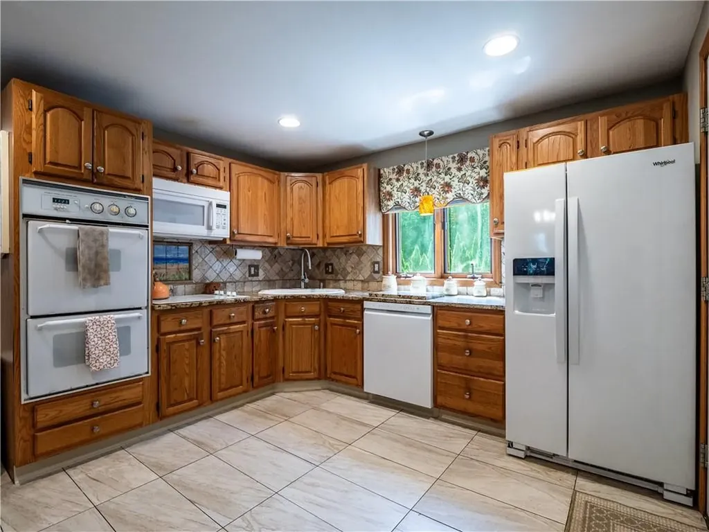 22 Ridgewood Drive Scituate RI 02857