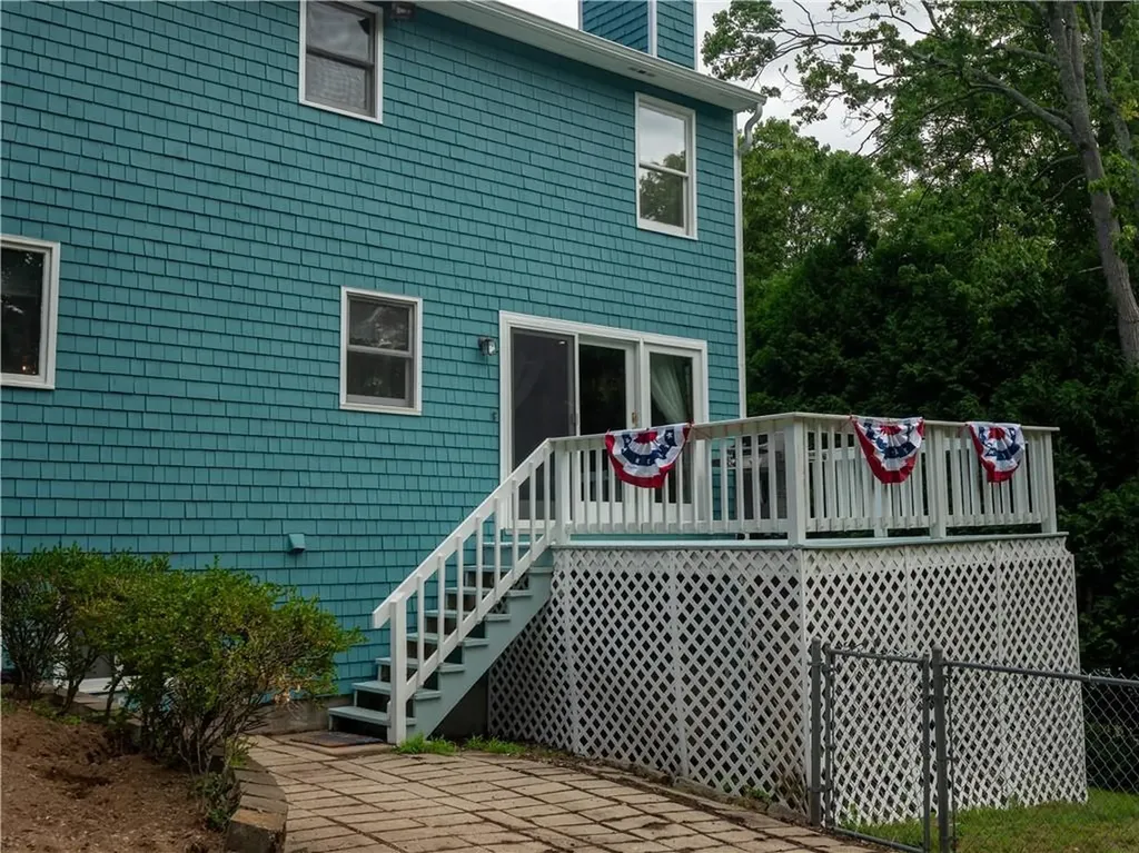 22 Ridgewood Drive Scituate RI 02857