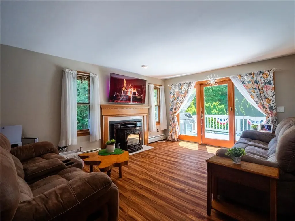 22 Ridgewood Drive Scituate RI 02857