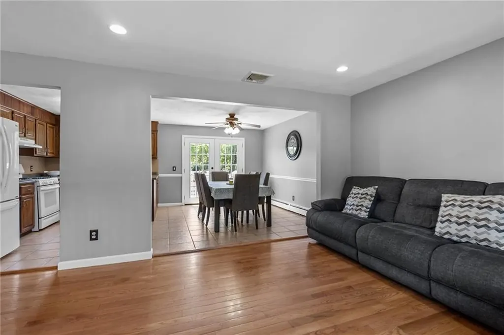 38 Bateman Avenue Cranston RI 02920
