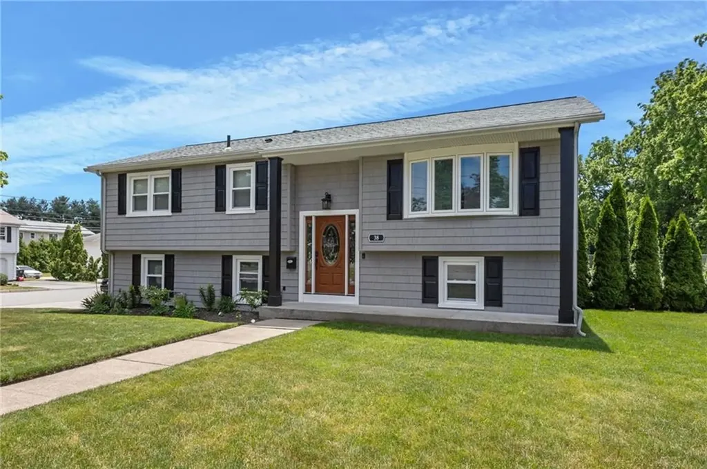 38 Bateman Avenue Cranston RI 02920
