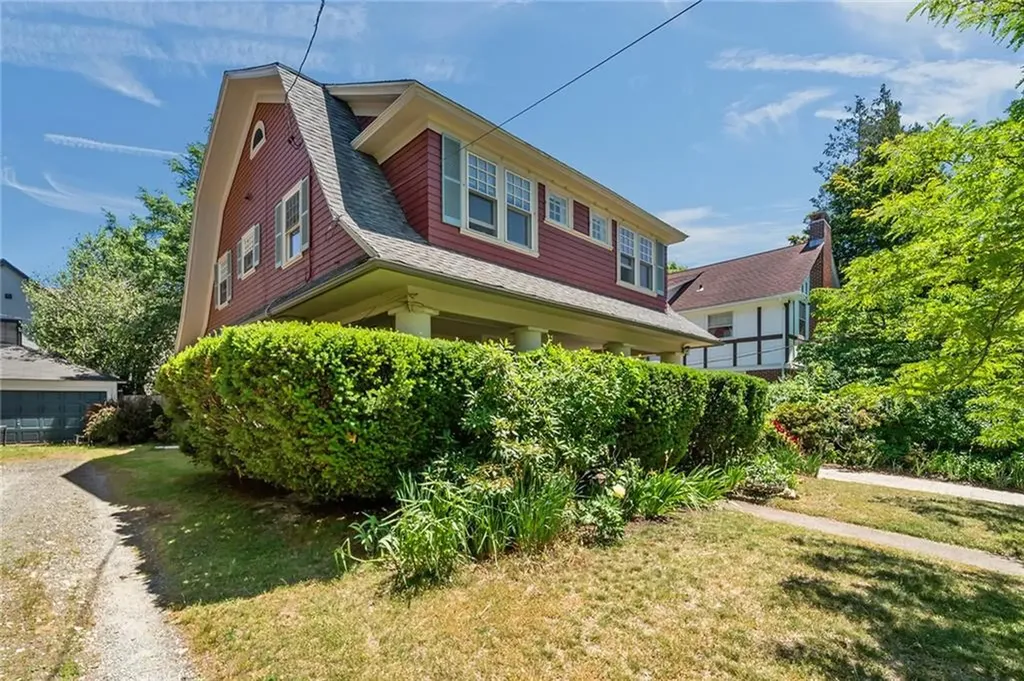 11 Grotto Avenue Providence RI 02906