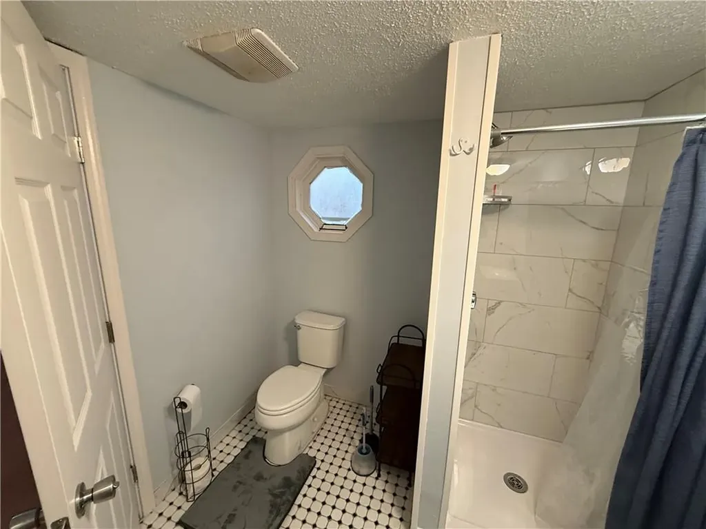 43 A Eton Avenue Warwick RI 02889