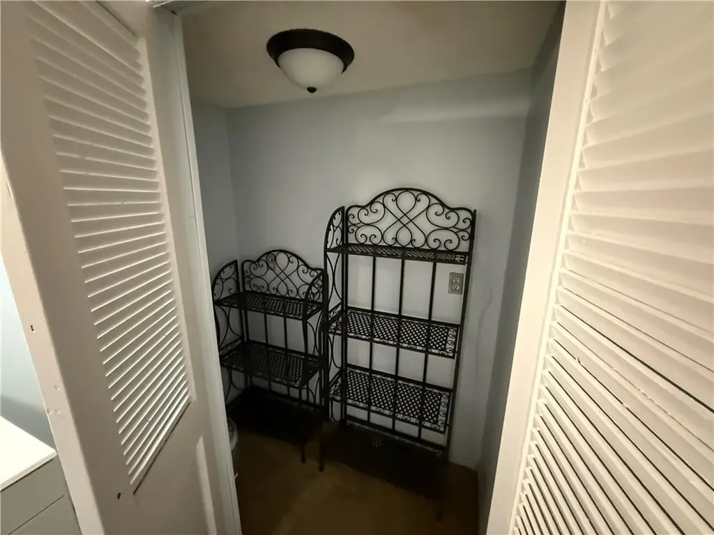 43 A Eton Avenue Warwick RI 02889