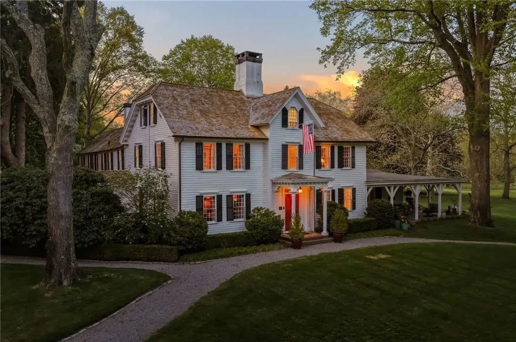 57 Old Forge Road Warwick RI 02818