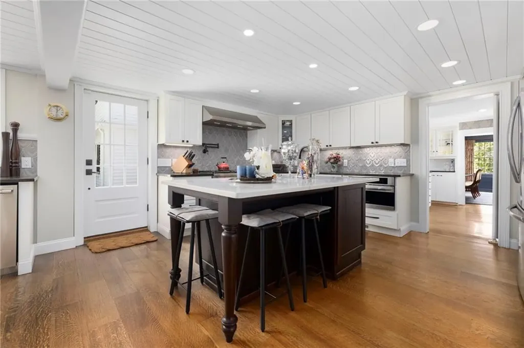 57 Old Forge Road Warwick RI 02818