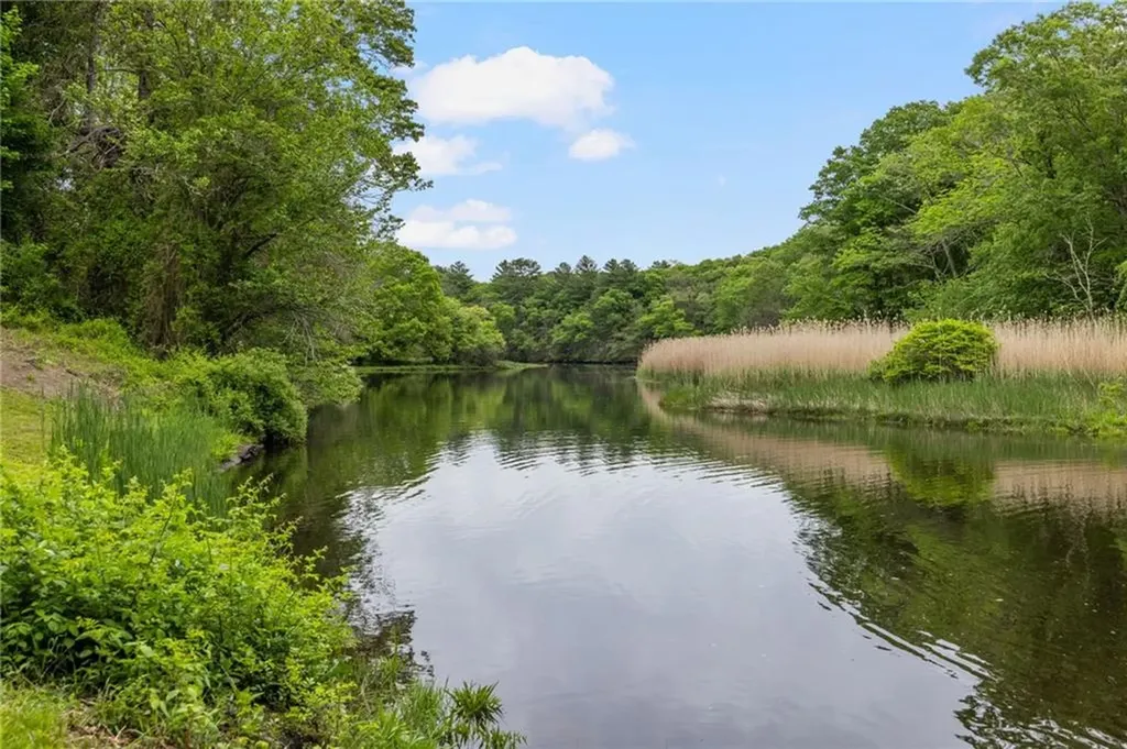 57 Old Forge Road Warwick RI 02818