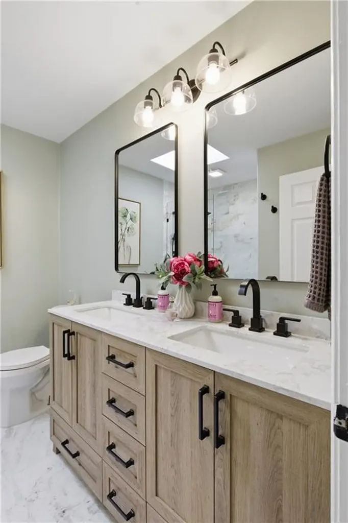 435 Scituate Avenue Cranston RI 02921