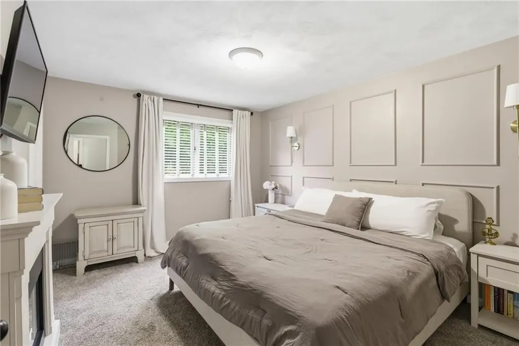 435 Scituate Avenue Cranston RI 02921