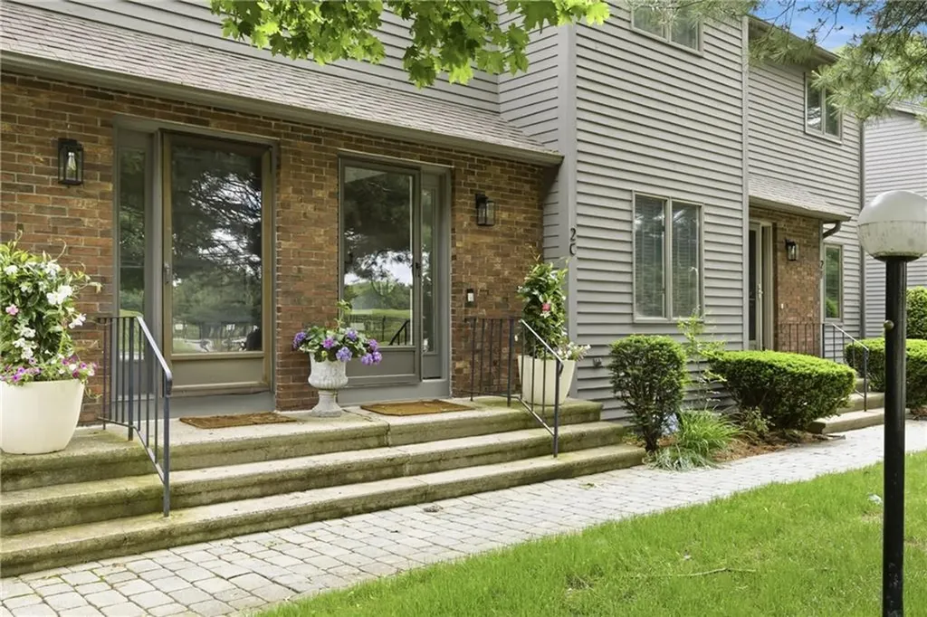 435 Scituate Avenue Cranston RI 02921