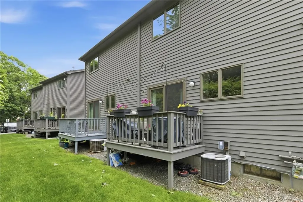 435 Scituate Avenue Cranston RI 02921