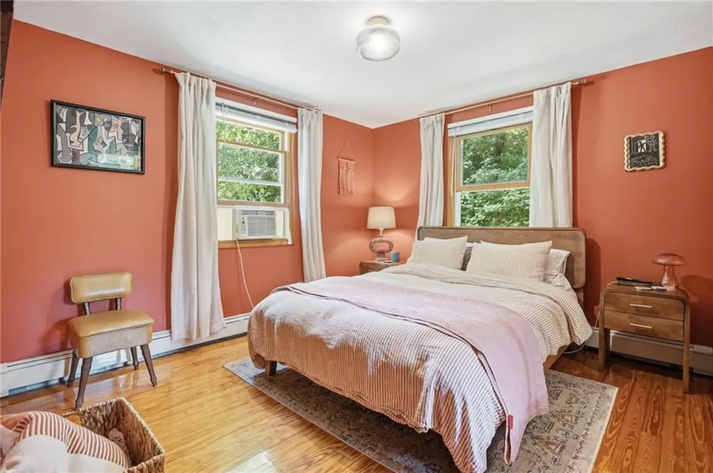 27 Royal Avenue Cranston RI 02920