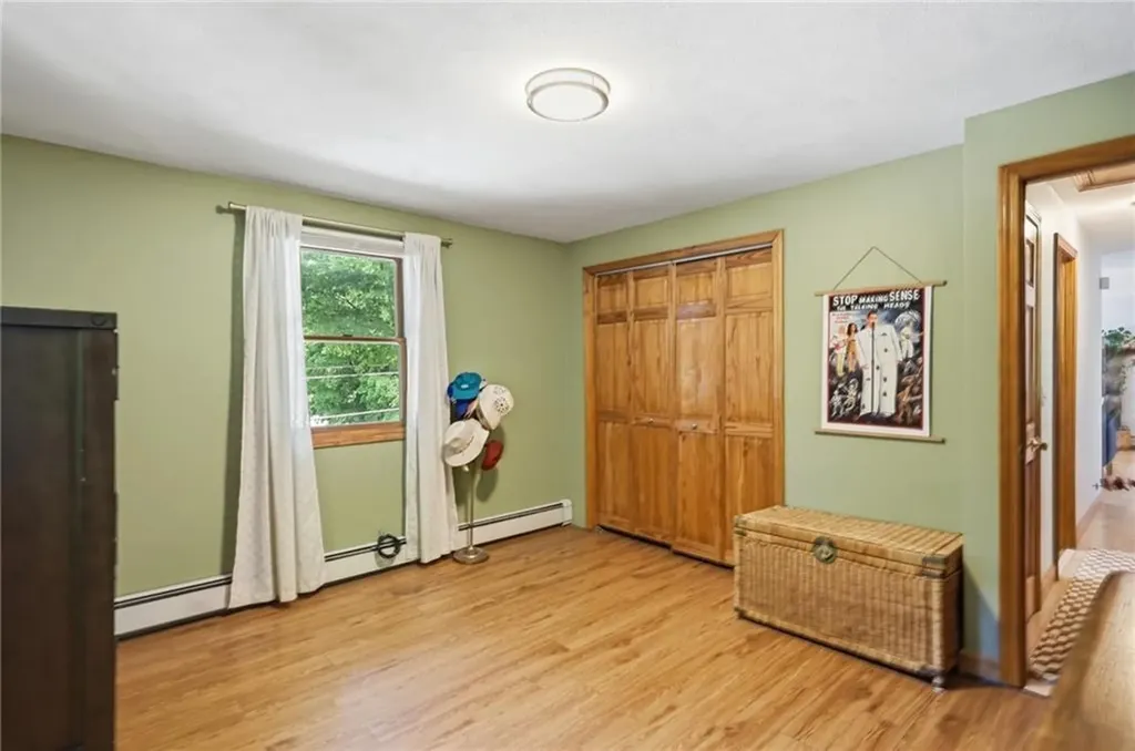 27 Royal Avenue Cranston RI 02920