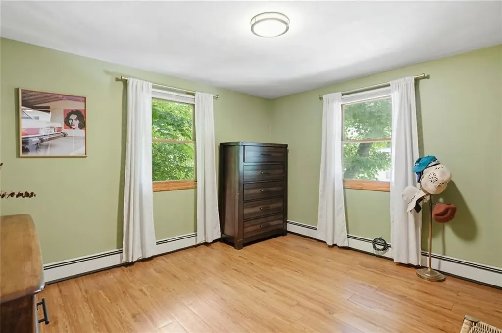 27 Royal Avenue Cranston RI 02920