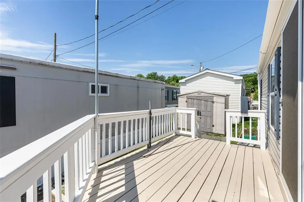 27 Woodward Road, 40 Lincoln RI 02865